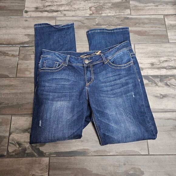 Seven7 Slim Boot Jeans - Picture 1 of 8